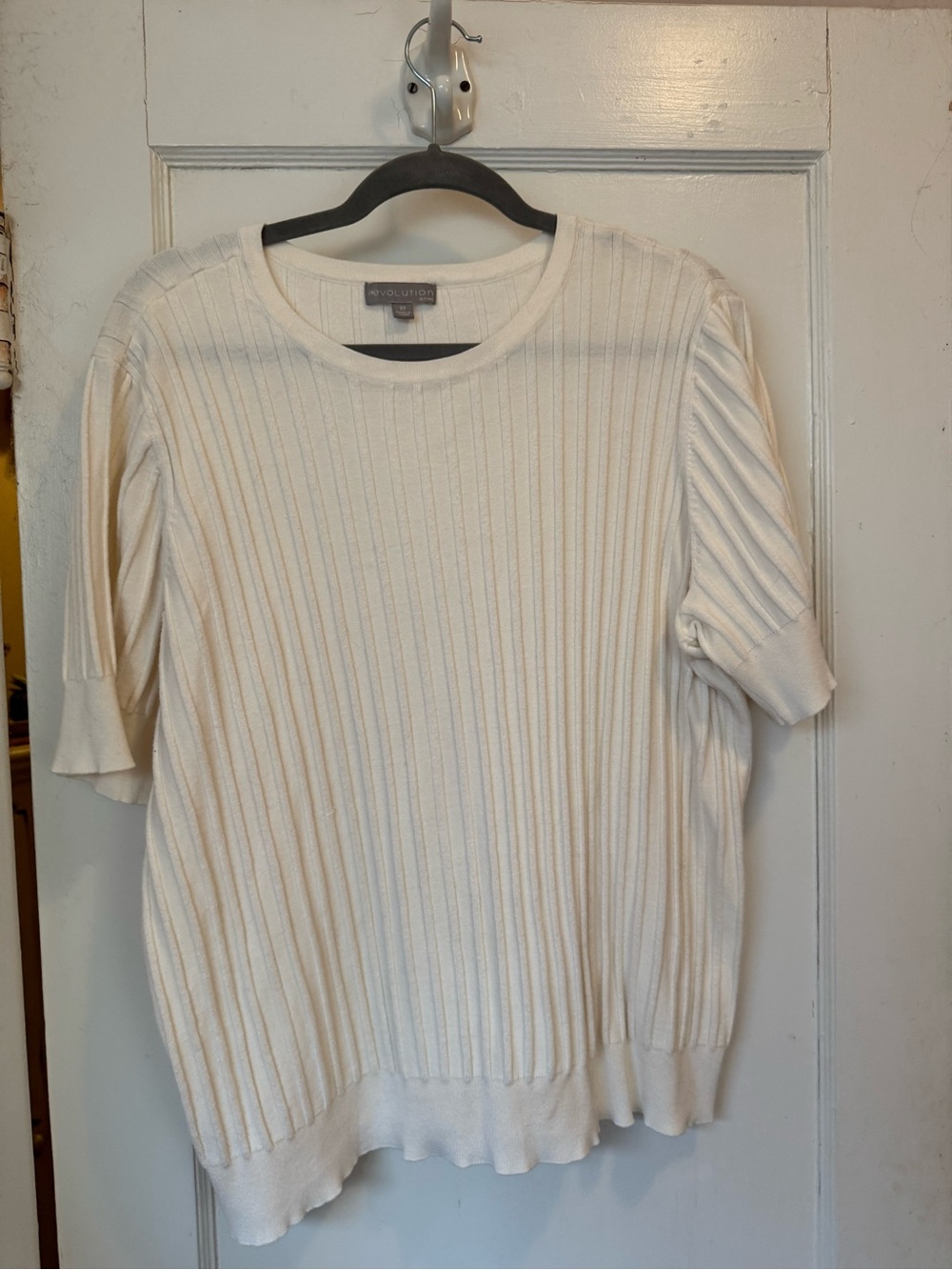 EVOLUTION White Ribbed Short Sleeve Sweater Tee